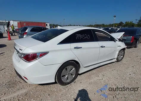 2014 Hyundai Sonata Hybrid from USA, damaged, VIN KMHEC4A48EA113861